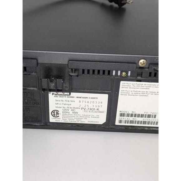 Panasonic VCR to Play & Record VHS Tapes Made in Japan PV-7401 - Picture 3 of 4